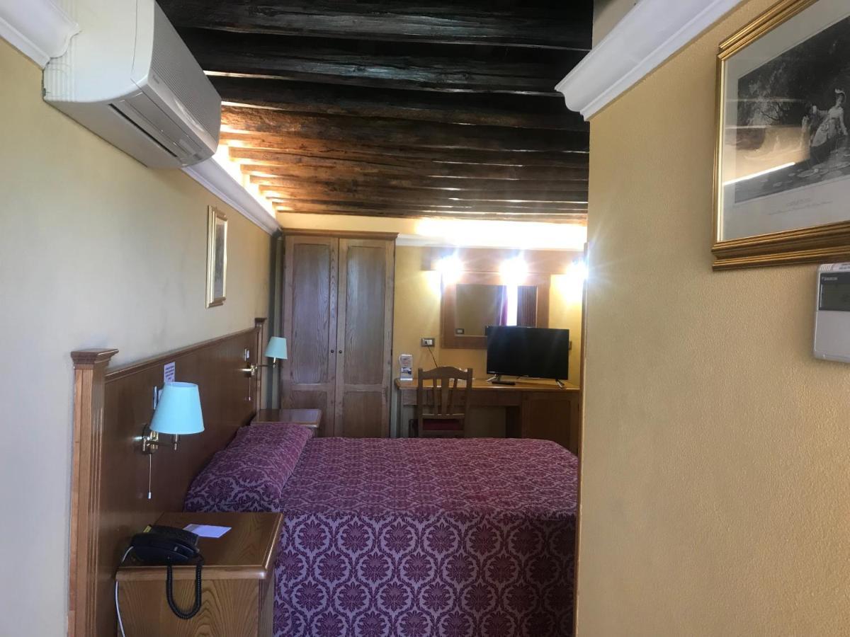 Casale Certosa Otel Pavona Dış mekan fotoğraf